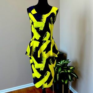 Beautiful Peplum Style Dress 💛🖤